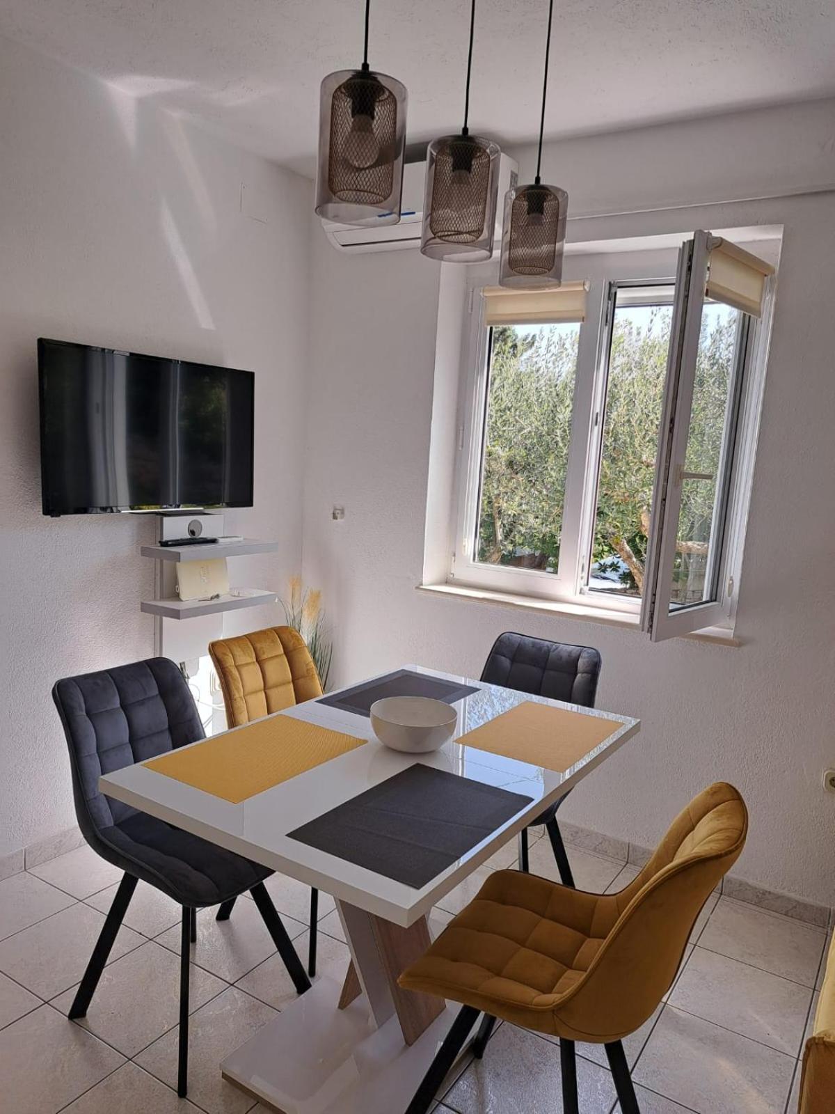 La Petite Maison Splitska Eksteriør billede